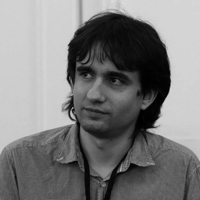 Регистрите са критична инфраструктура и изискват сериозно отношение и водене на процеса