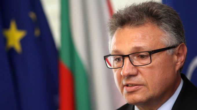 Шаламанов: Няма данни за прекъсната връзка между службите ни и КГБ и ГРУ