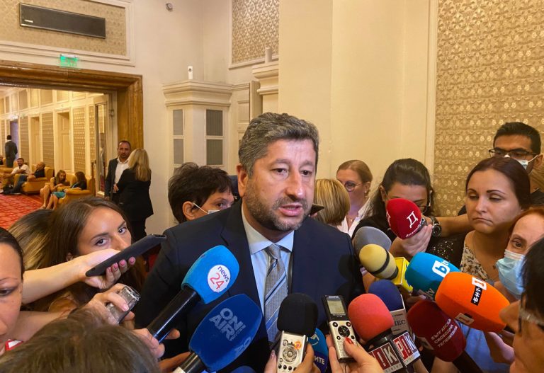 Христо Иванов: Очакваме убедителен състав на кабинет и още нямаме отговор на поставените въпроси