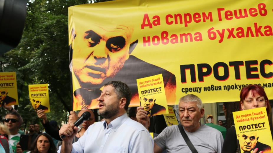 Христо Иванов: Иван Гешев нарушава базови стандарти за поведение на магистратите
