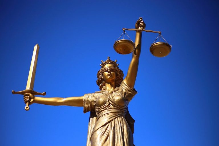 В какво състояние е върховенството на закона в България?