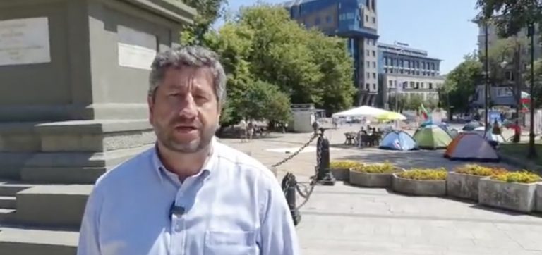 Христо Иванов: Борисов не дава решение на кризата, иска да печели време