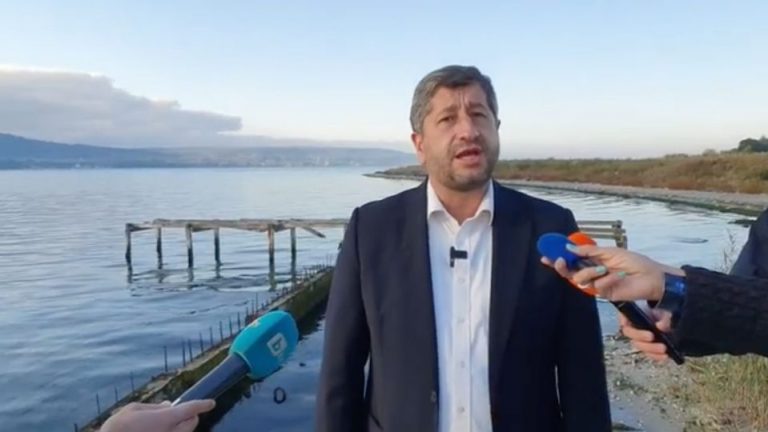 Христо Иванов: С подкрепата на институциите парите ни отиват не на ползу роду, а на ползу Догану