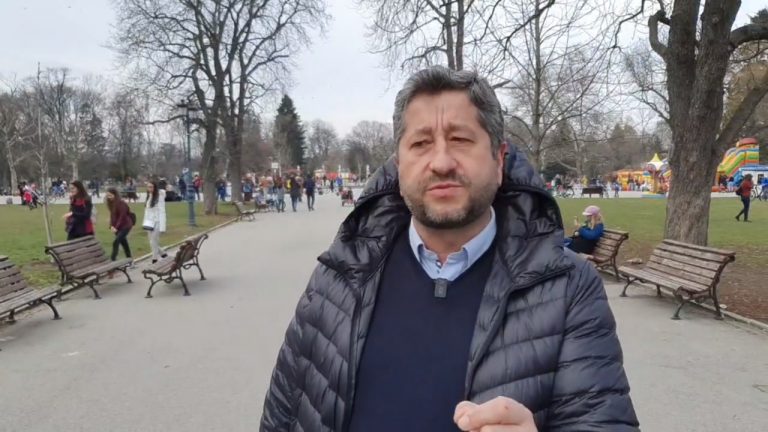 Как мнозинството в ЦИК се превърна в бутон на завладяната държава.
