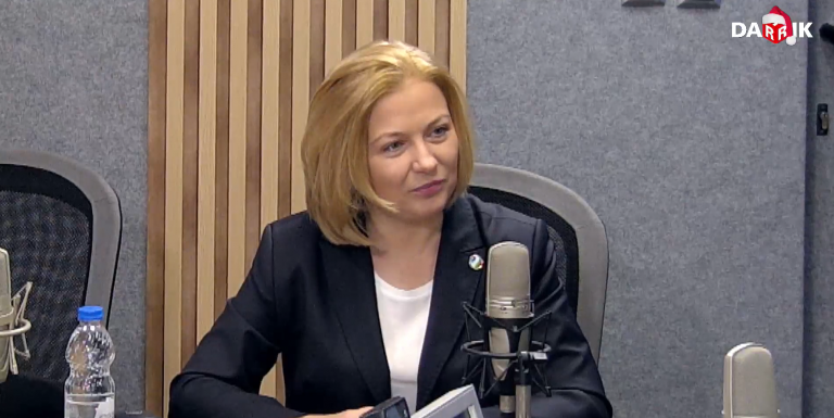Надежда Йорданова: Дебатът за зеления сертификат трябва да се води в парламента, но отговорно