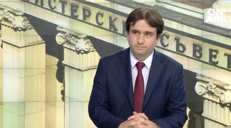 Министър Божанов: Приложението за е-идентификация ще е готово до края на лятото