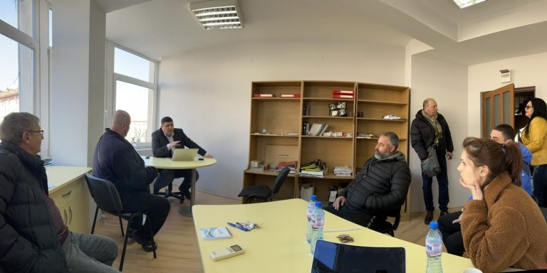 Депутатът Ивайло Мирчев проведе открита приемна с жителите на Плевен и Враца