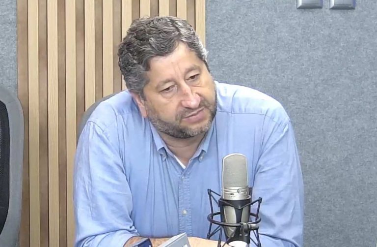 Христо Иванов пред "Дарик": Коалицията се крепи повече на липсата на ясна политическа алтернатива