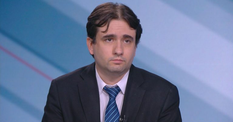 Божидар Божанов: Решението на парламента за РСМ засилва българското вето