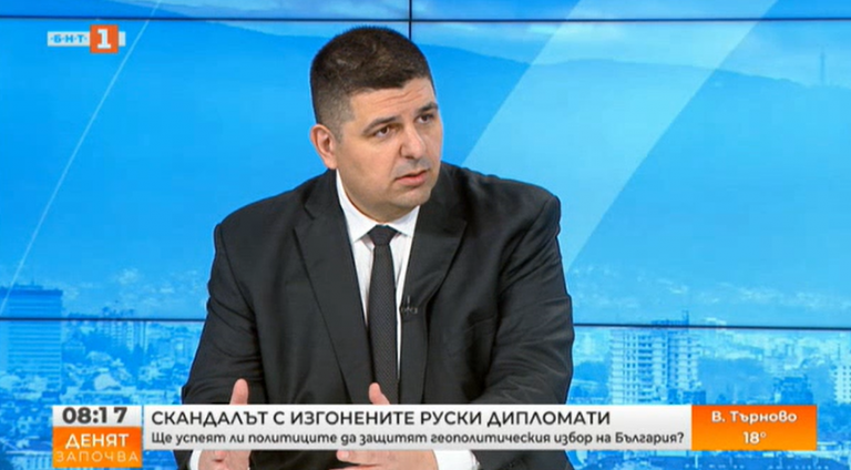Ивайло Мирчев: Чужди сили са стигнали до върховете на държавата, не визирам президента