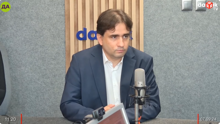Божидар Божанов в "Стълбището" по Дарик радио
