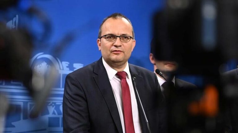 Напълно реалистично е от 1 януари 2026 г. да влезем в еврозоната, ако преодолеем тези саботажи, които извършват управляващите