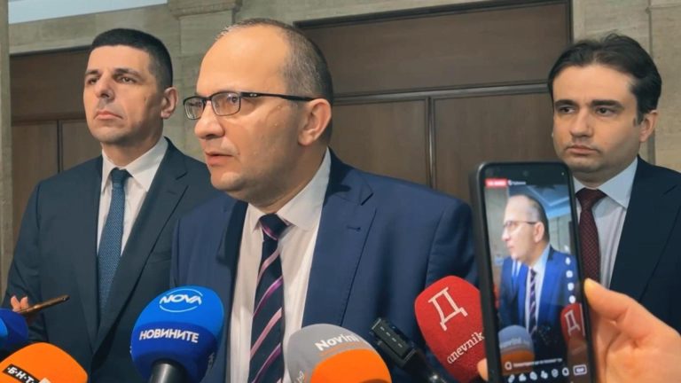 ДБ: Това не е просто бюджет, в който липсват реформи, това е бюджет на антиреформите