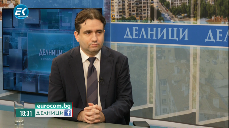 Божидар Божанов в "Делници"