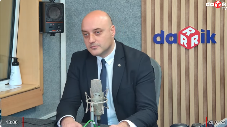 Атанас Славов в "Без претенции"