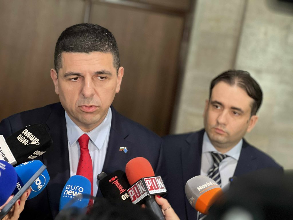 Ивайло Мирчев: В никакъв случай “Нефтохим” не трябва да попада в ръцете на българската мафия