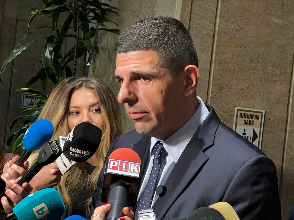 Ивайло Мирчев: Тревожат ме единствено български партии, които използват фалшиви новини, за да стряскат хората