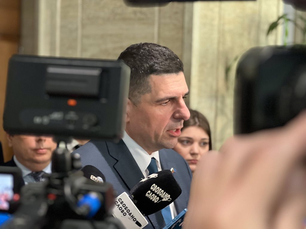 ПП-ДБ: Делян Пеевски и Бойко Борисов очевидно не са чули протеста и продължават да се подиграват с българските граждани
