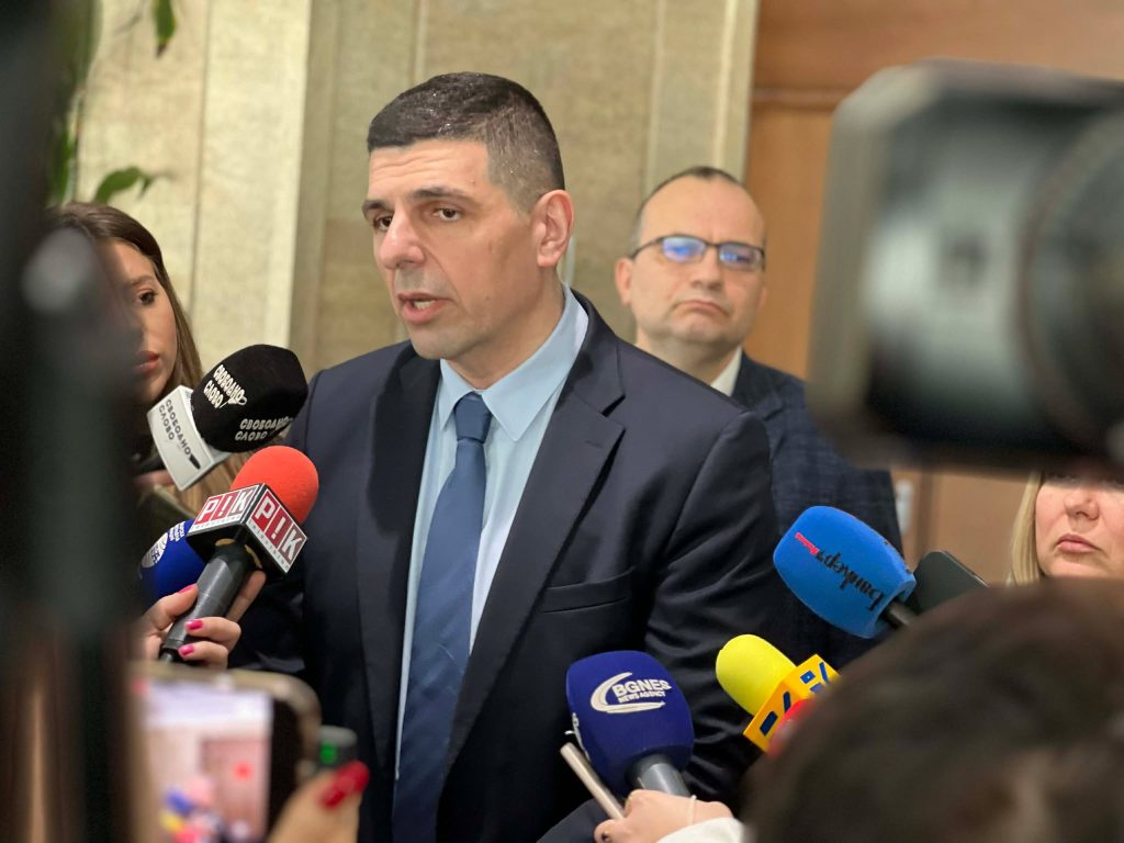 Ивайло Мирчев: С бойкота на удължителния закон за бюджета бившите управляващи поставят под огромен риск превъоръжаването и националната ни сигурност