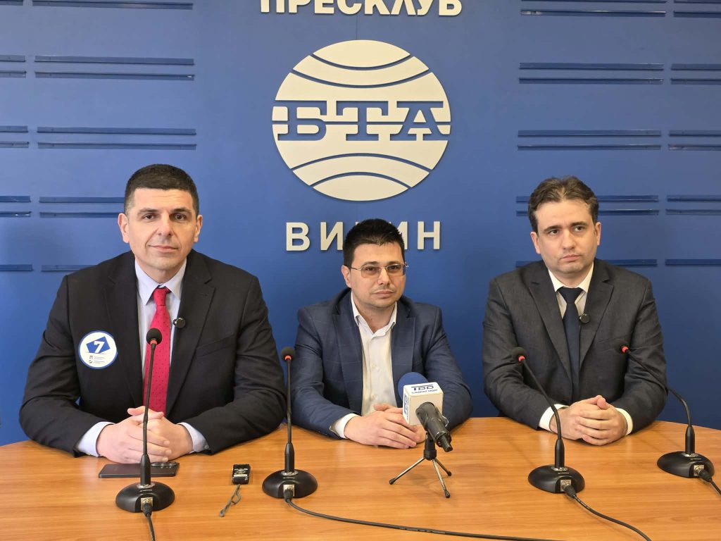 Ивайло Мирчев призова Бойко Борисов и Румен Радев на дебат