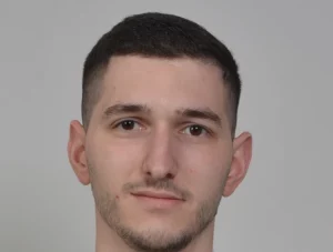 Петьо Ваков