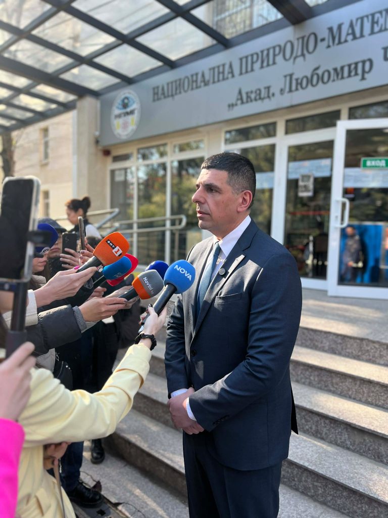Ивайло Мирчев: Гласувах, за да се освободи България от корупционния модел