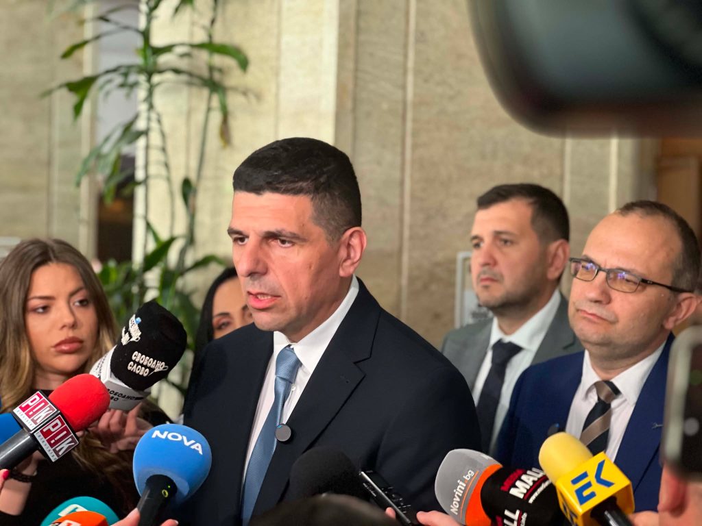 „Демократична България“ обяви 11 антикризисни мерки за пазара на горивата