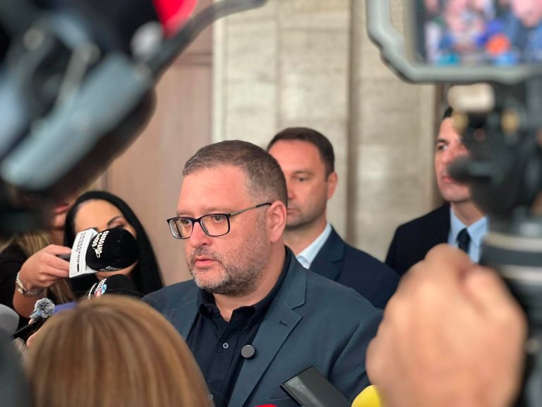 ДБ:  За да няма повече мантинели като вафли МРРБ да промени веднага лобистка Наредба от 2024 г., ограничаващи вида на мантинелите