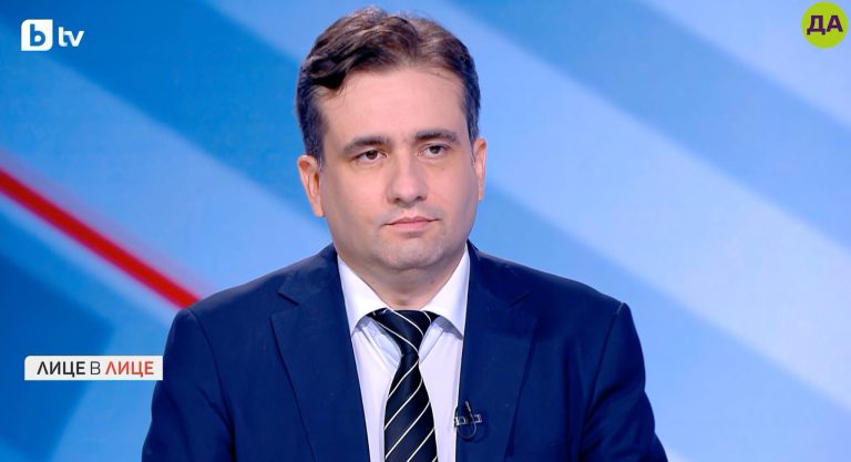 Божидар Божанов: Нужно е да бъде променен моделът, а не новата власт да превзема механизмите на предишната и да смени Таки и Ами със свои хора
