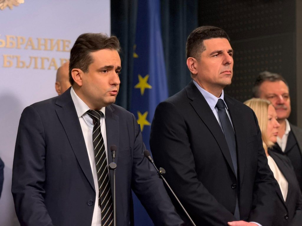 ДБ: Внасяме декларация за препотвърждаване на неучастието на български въоръжени сили във войната в Украйна